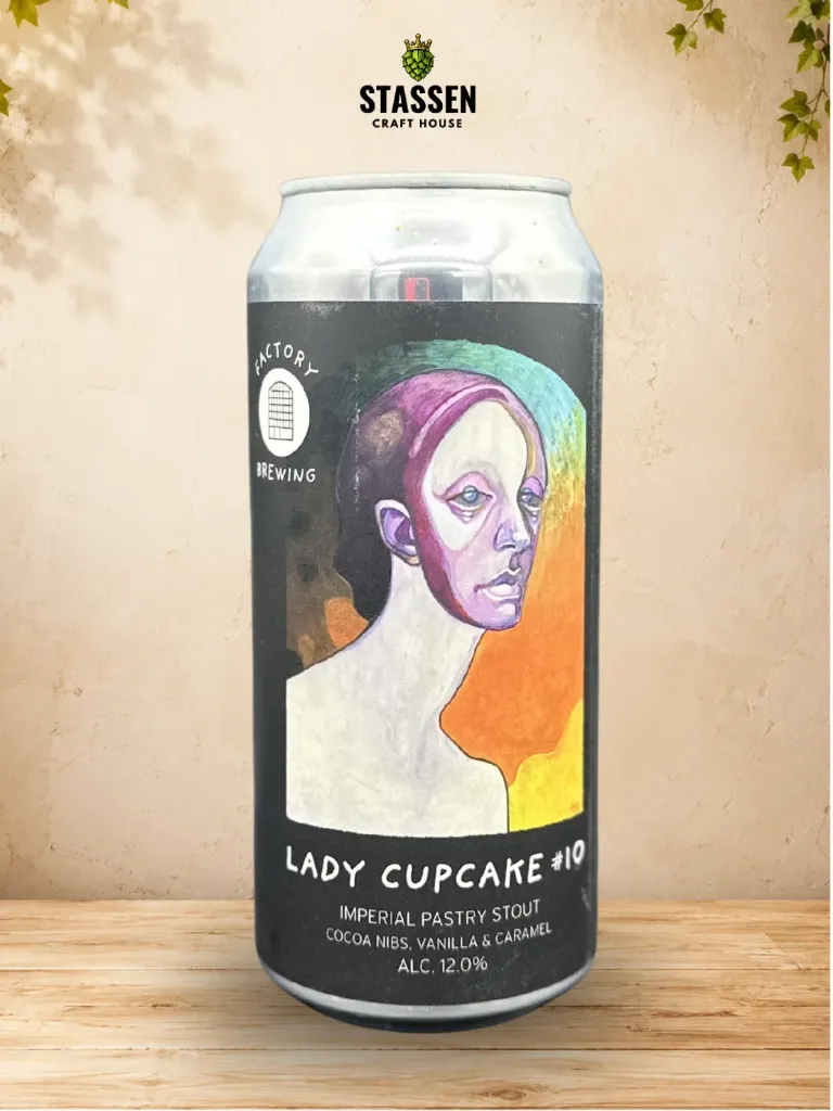 Factory Lady cupcake #10 44Cl